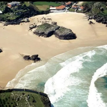 Palmeras Hotel Celorio (Llanes)
