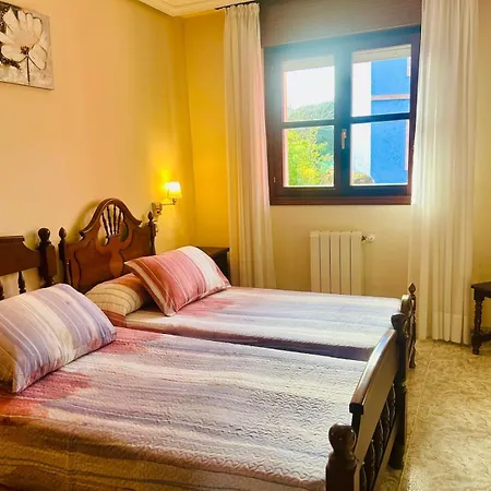 Hotel Palmeras Celorio (Llanes)