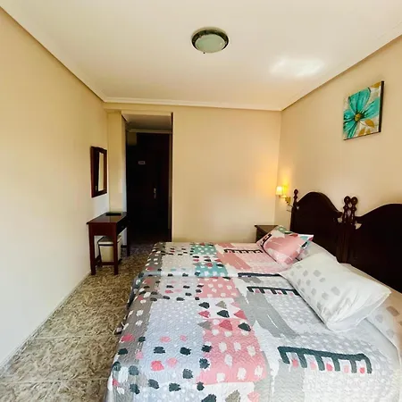 Palmeras 호텔 셀로리오
