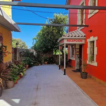 Hotel Palmeras Celorio (Llanes)