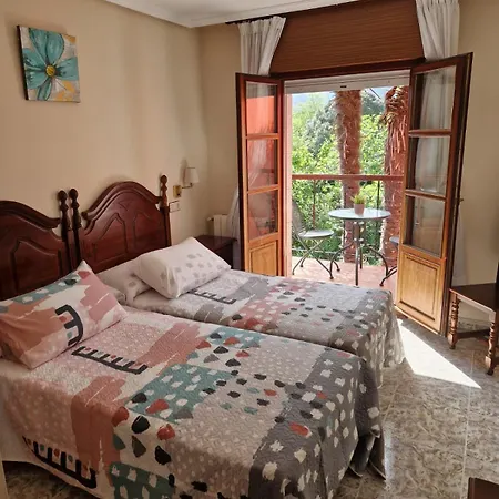 Hotel Palmeras Celorio (Llanes)