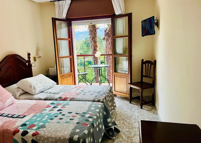 Palmeras 2* Celorio (Llanes)