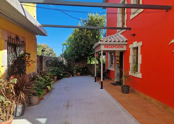 Hotel Palmeras Celorio (Llanes)